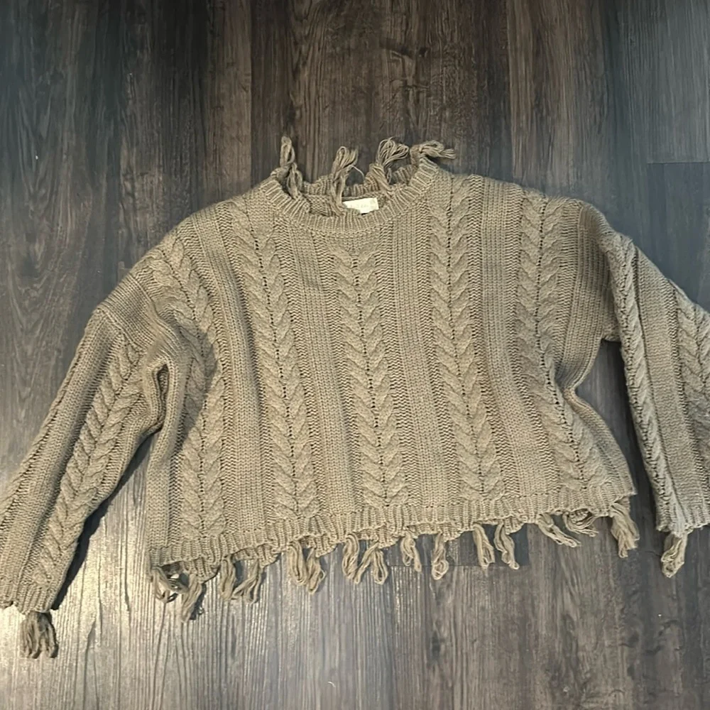 Brown Sweater - Picture 1 of 3